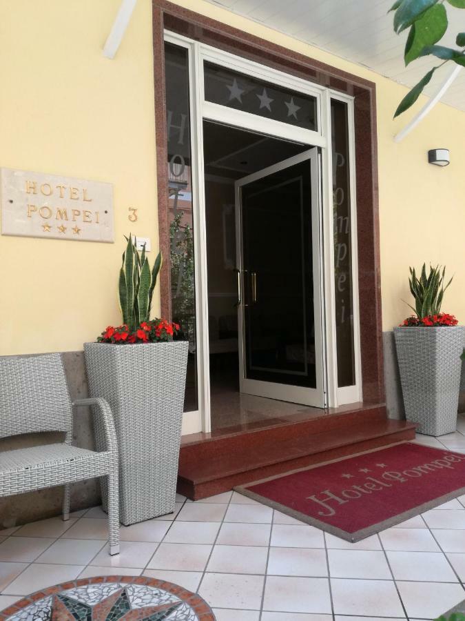 Hotel Pompei Fiuggi Exterior photo